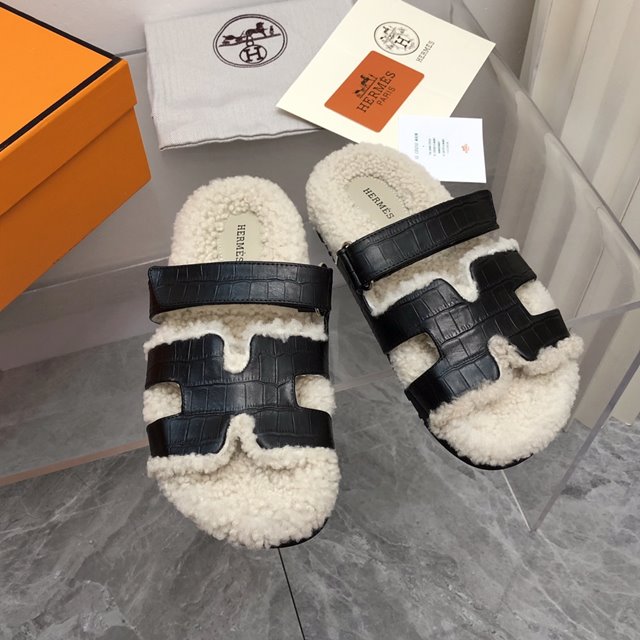 에르메스 시프레 CHYPRE 여성 샌들 뮬 슬리퍼