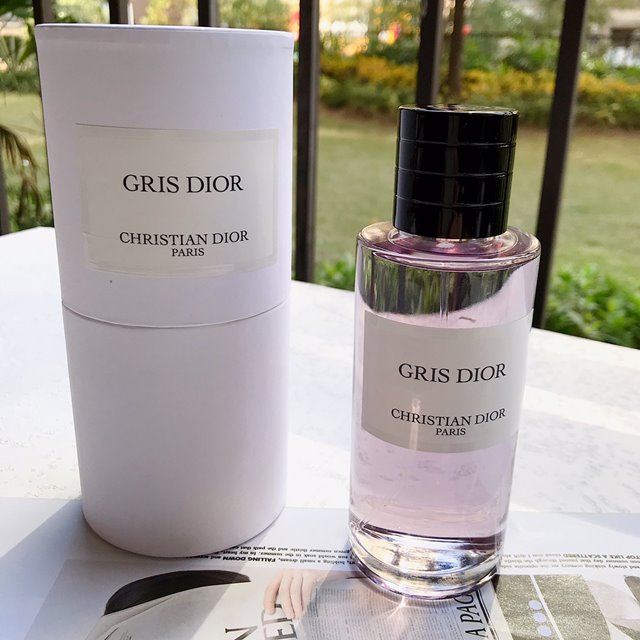디올 GRIS DIOR Perfume 125ml
