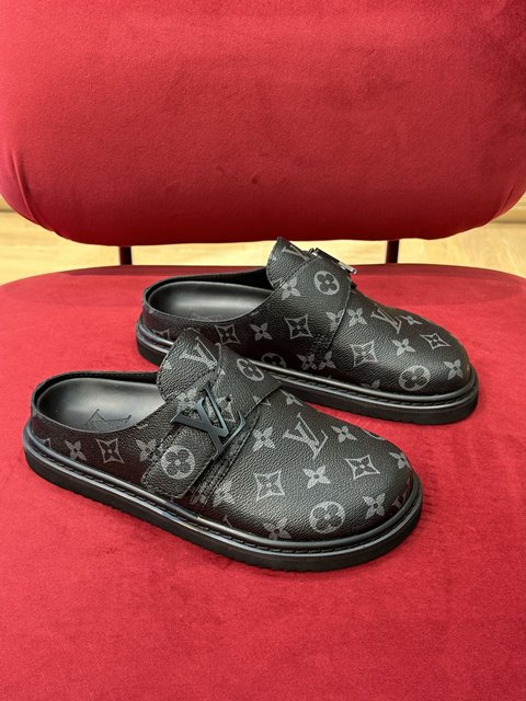 루이비통 LV 코지 플랫 컴포트 클로그 뮬 슬리퍼 Cosy Flat Comfort Clogs