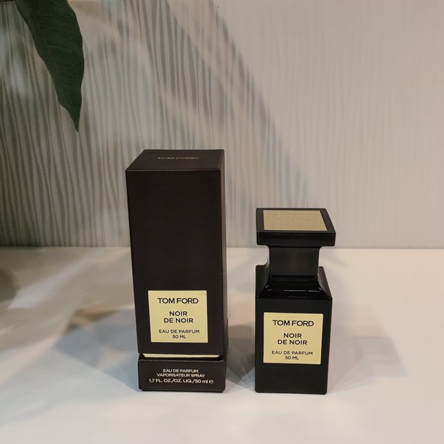 톰포드 Tom Ford Noir De Noir EDP 50ml