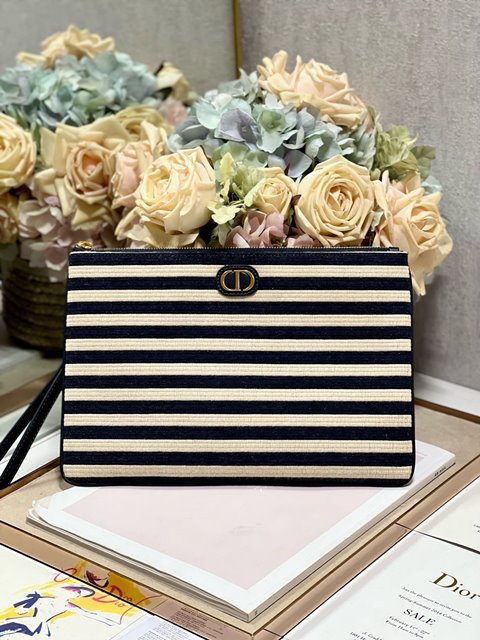 디올 카로 라지 데일리 파우치 S5086UGAK