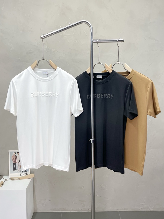 버버리 로고 반팔 티셔츠 3칼라