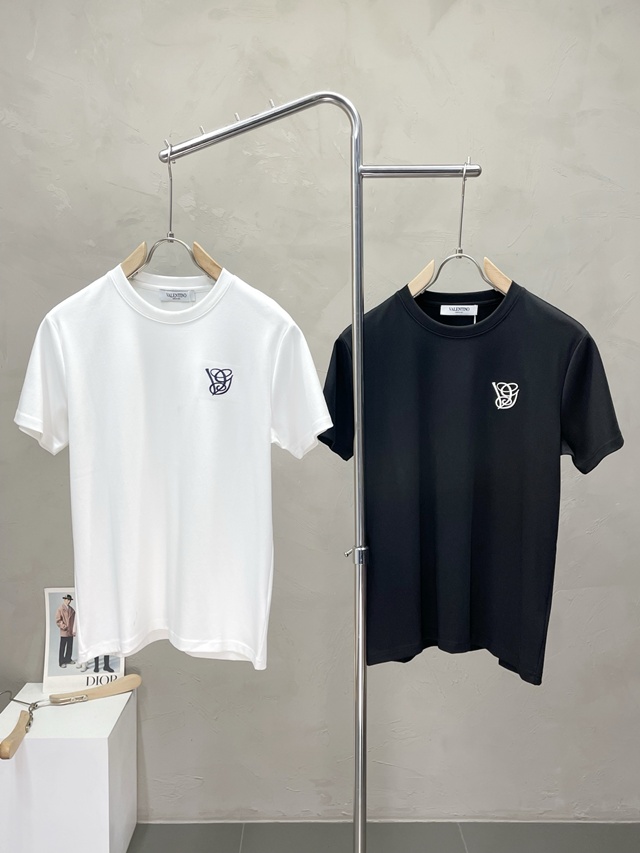 발렌티노 로고 반팔 티셔츠 2칼라