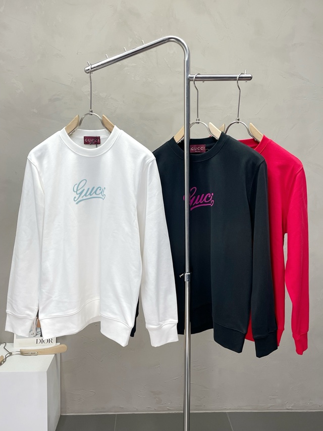 구찌 스웨트셔츠 맨투맨 라운드티 3칼라