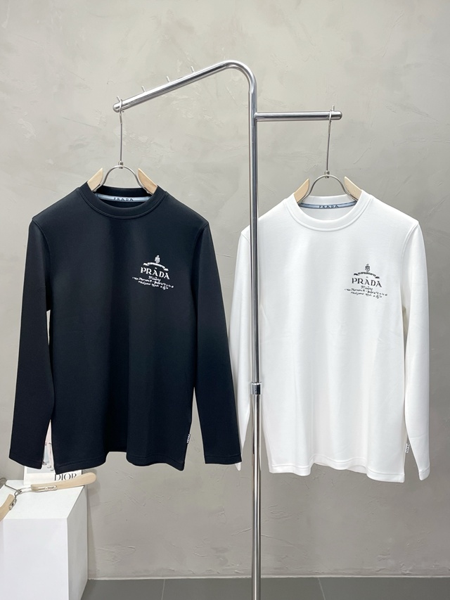 프라다 밀라노 긴팔티 라운드티 2칼라