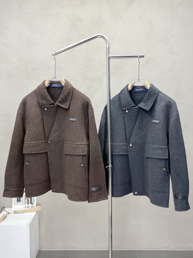 루이비통 모직 코트 2칼라