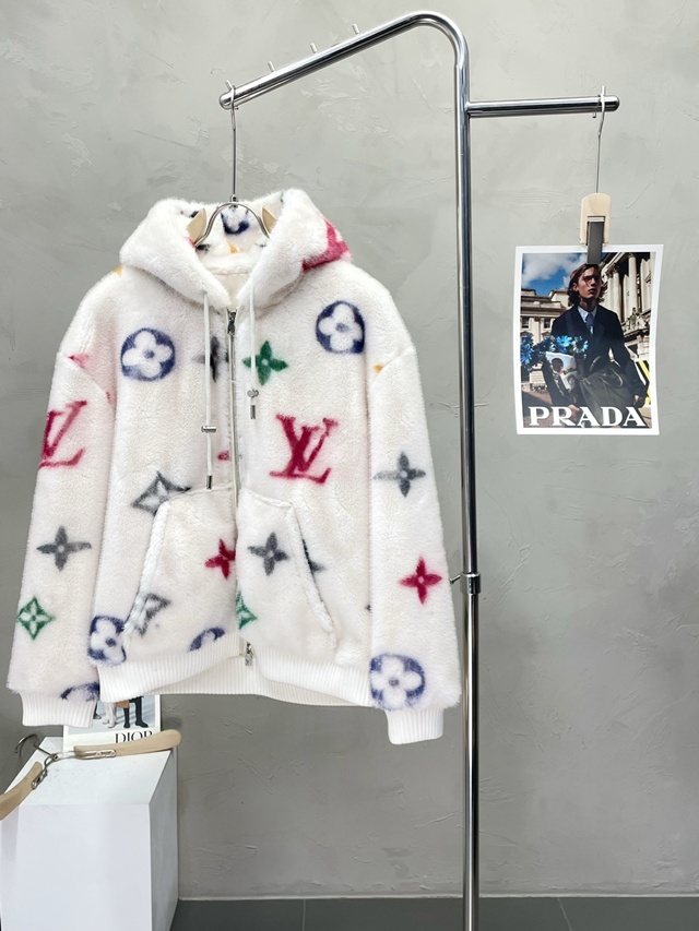 루이비통 밍크퍼 후드 집업 재킷