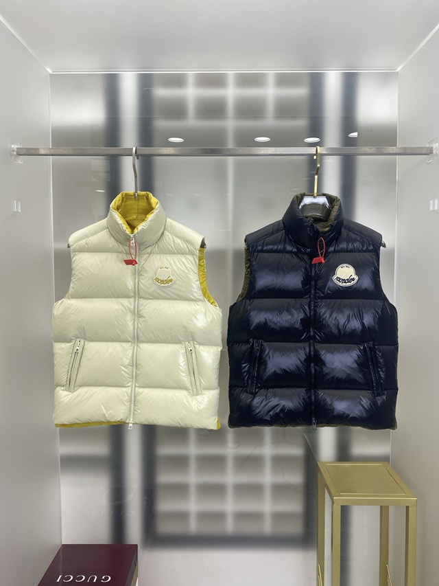몽클레어 립시 LIPSI 다운 베스트 패딩 조끼 2칼라