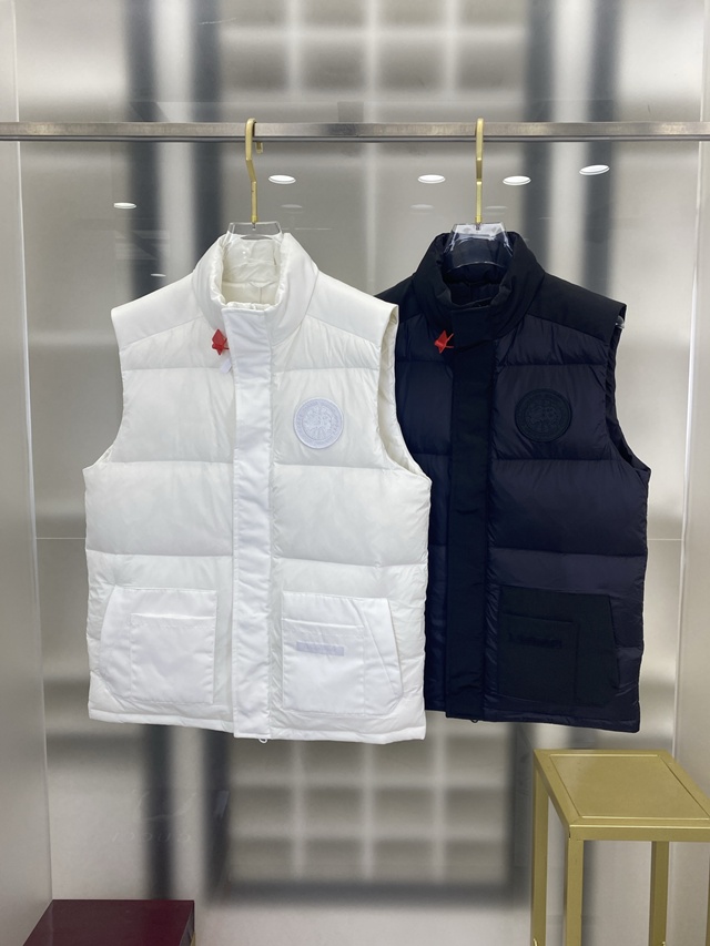 캐나다구스 패러다임 프리스타일 다운 베스트 패딩 조끼 2칼라