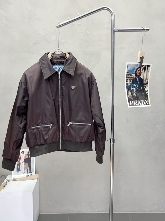 프라다 카라 재킷 집업 점퍼