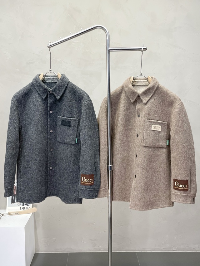 구찌 모직 코트 2칼라