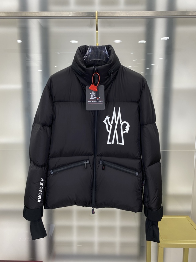 몽클레어 그레노블 펠버그 다운 재킷 패딩 점퍼