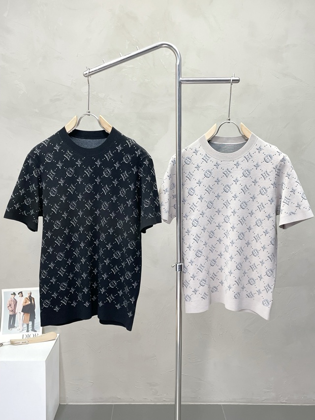 루이비통 모노그램 크루넥 반팔 니트 스웨터 2칼라