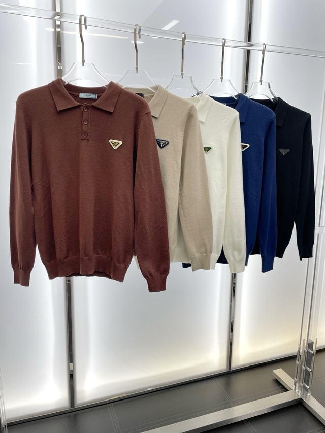 프라다 삼각로고 폴로 니트 5칼라