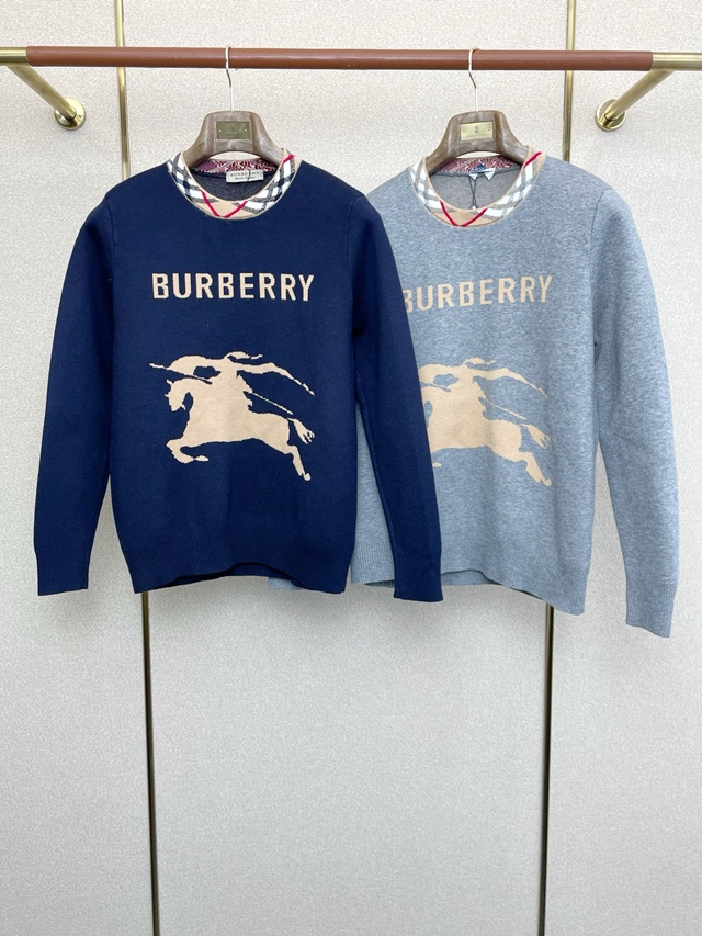 버버리 크루넥 라운드 니트 2칼라