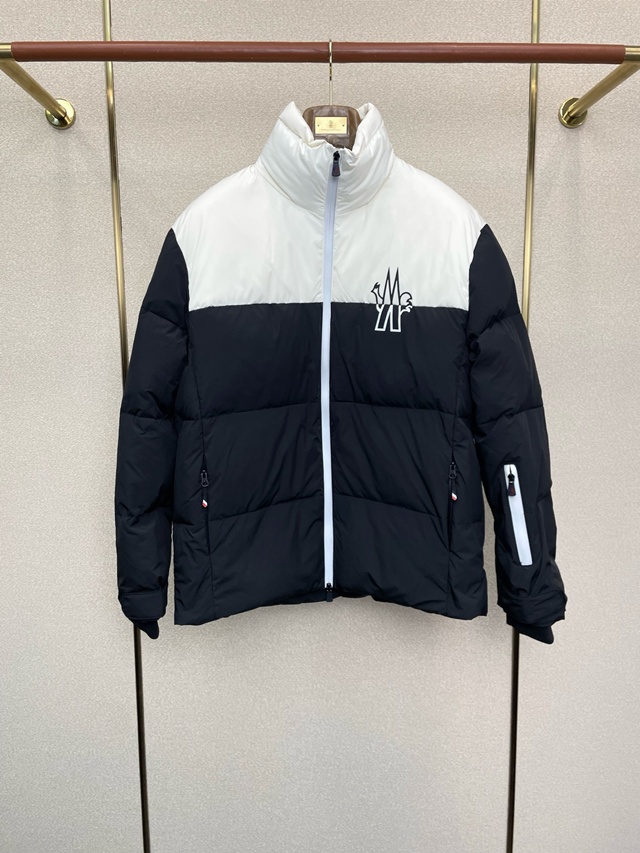 몽클레어 다운 재킷 패딩