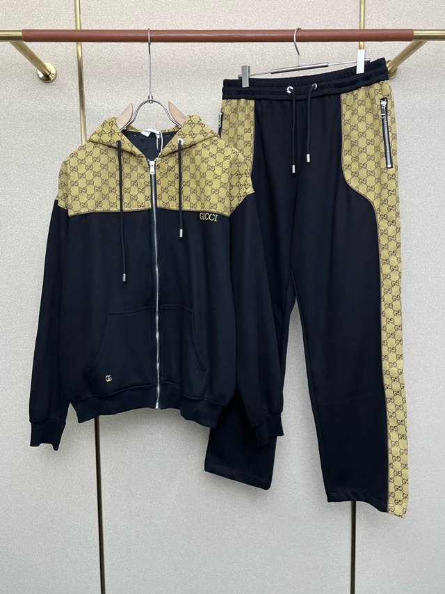 구찌 트레이닝복 후드 집업 + 트랙 팬츠 밴딩 바지 세트