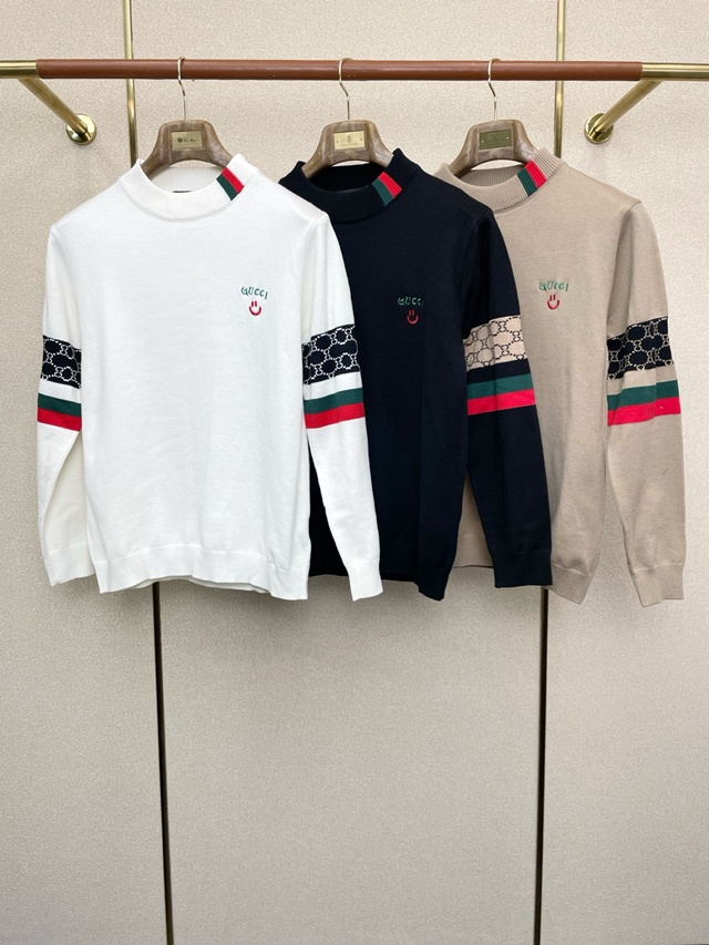 구찌 크루넥 라운드 니트 스웨터 3칼라