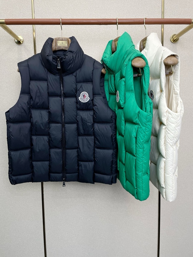 몽클레어 크리스토퍼 락시 991 콜라보 구스 다운 베스트 패딩 조끼 3칼라