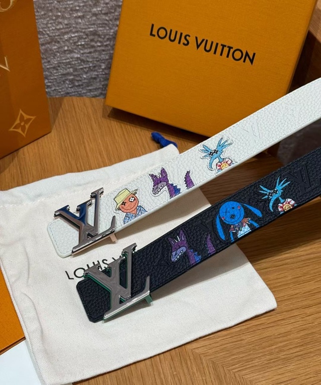 루이비통 타일러 더 크리에이트 40mm 벨트 2칼라