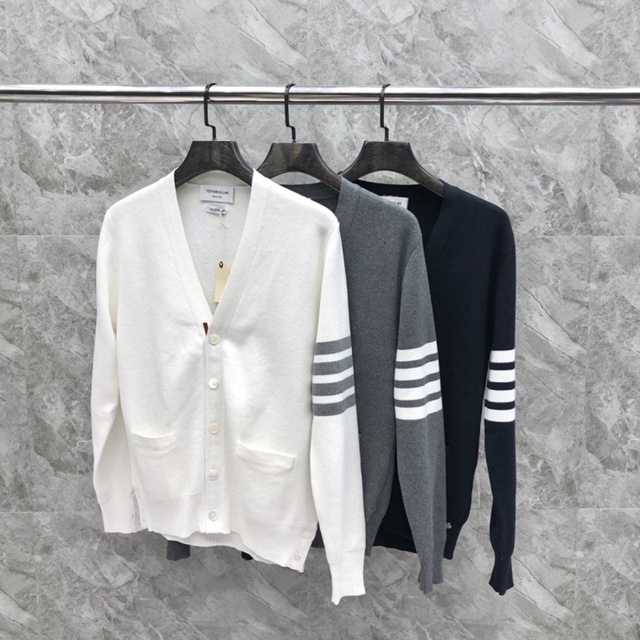 톰브라운 사선 브이넥 남여공용 니트 가디건 3칼라
