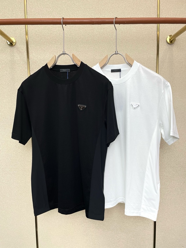 프라다 삼각로고 반팔 티셔츠 2칼라