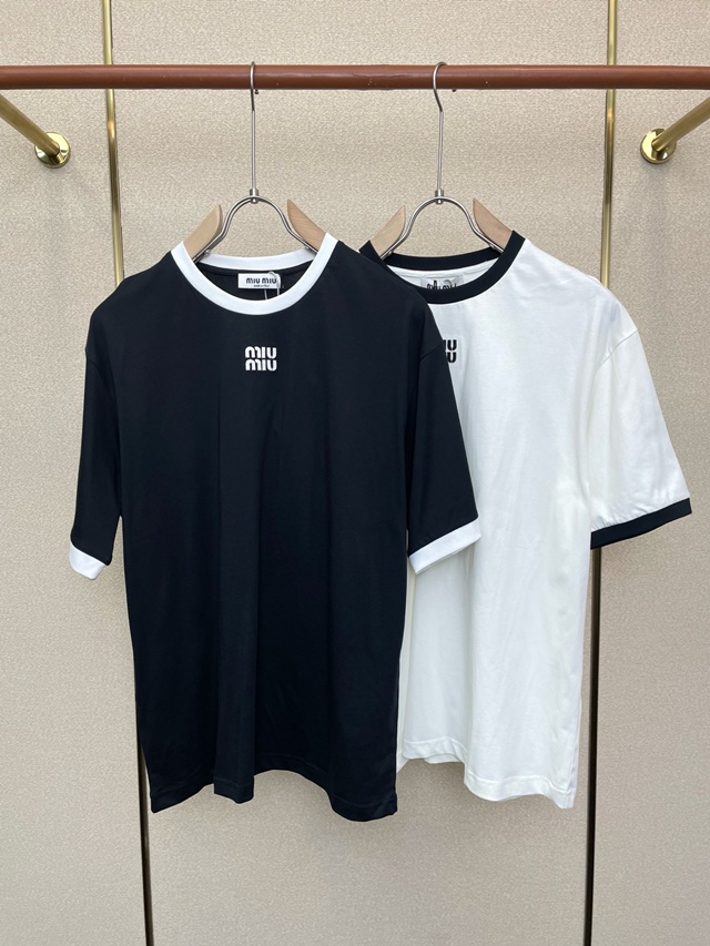 미우미우 라운드 반팔티 티셔츠 2칼라