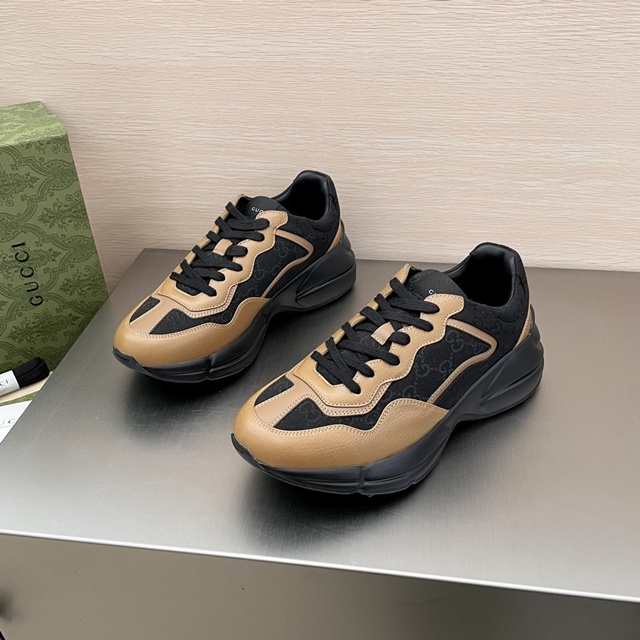 구찌 라이톤 스니커즈