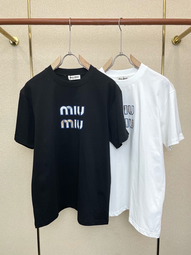 미우미우 라운드 반팔티 티셔츠 2칼라