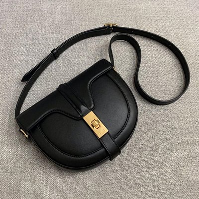 셀린느 188013 카프스킨 스몰 베사체 16 백