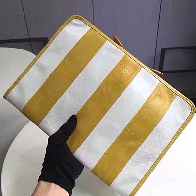발렌시아가 홀리데이 컬렉션 바자 파우치