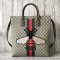 구찌 [Gucci Bestiary]  프린트 소프트 GG 수프림 남성 토트백