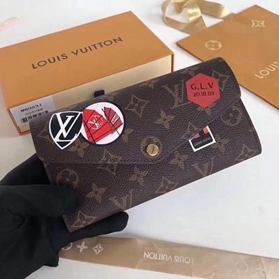 루이비통 오리지널 사라 월릿 마이 LV 월드 투어 M60531
