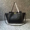 발렌티노 락스터드 라지 토드 0973 black
