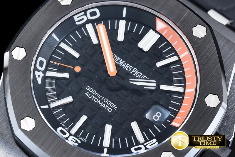 오데마피게 Royal Oak Diver Auto CER/RU V6F Black A2824/3120 -AP0336