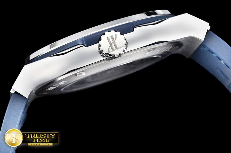 위블로 Classic Fusion Bang 42mm SS/TI/LE/RU Blue A2892 Mod -HUB0357D