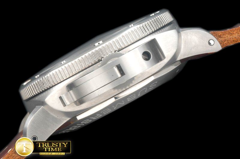 파네라이 Pam 569 Submersible TI/LE Blk ST2555 -PN569QLE