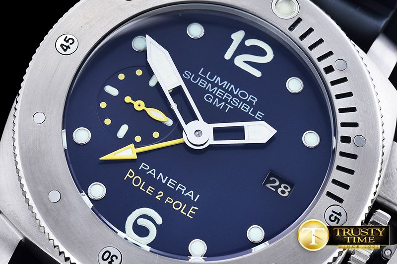 파네라이 PAM719 Lum. Submersible 1950 GMT TI/RU Blue Asia 23J -PN719RU